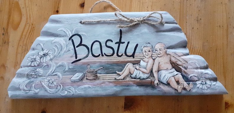Handmålad bastu skylt med ett gammalt par som bastar